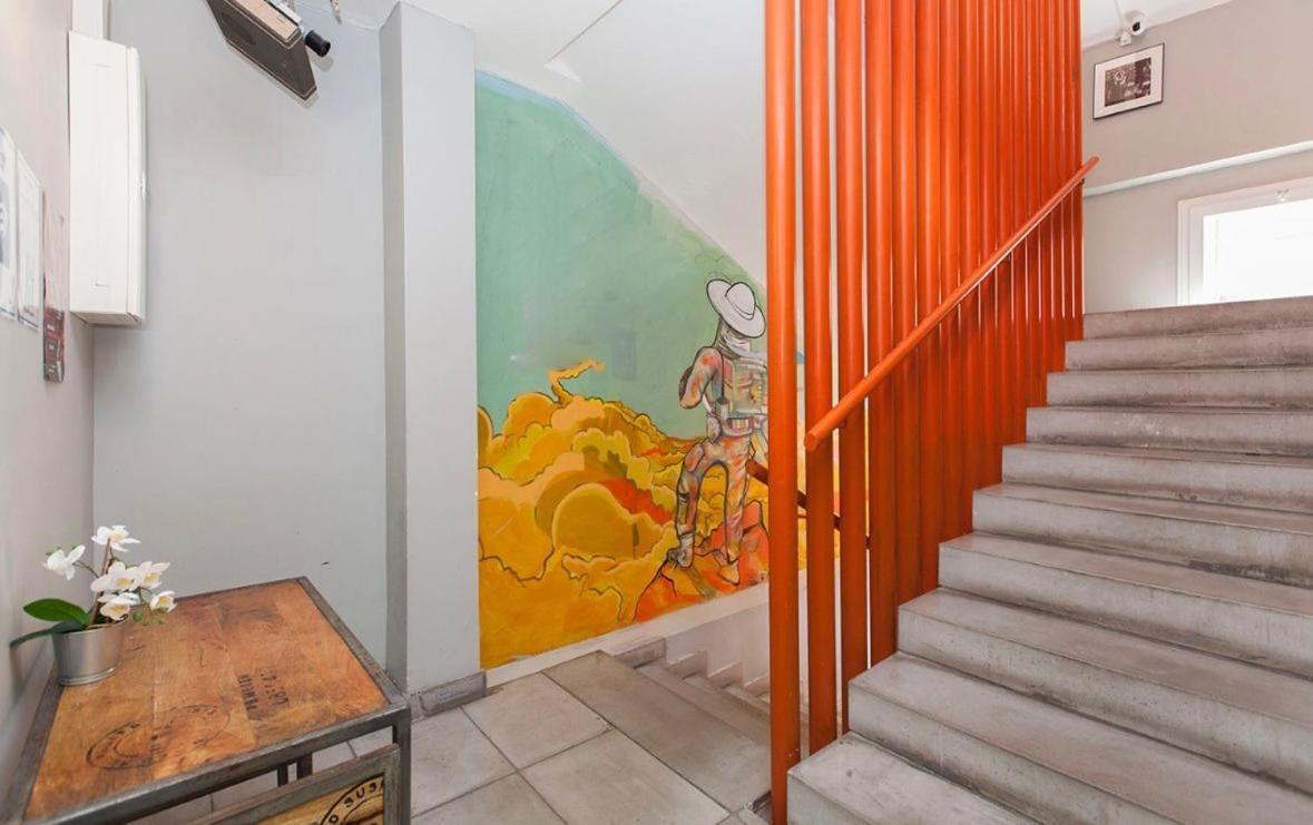 Heylola! Hostel Barcelona Ngoại thất bức ảnh